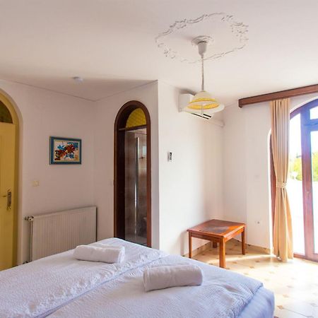 Villa Purić Rovigno Esterno foto